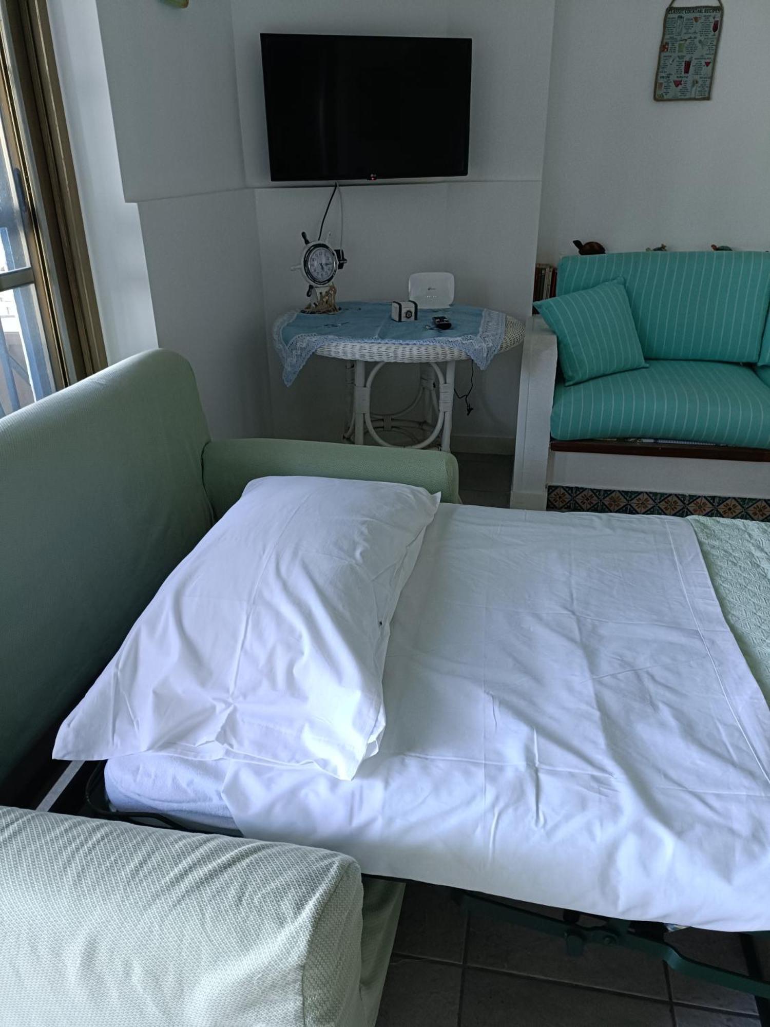 Casa Vacanze Margarita SantʼAlessio Siculo Exteriör bild
